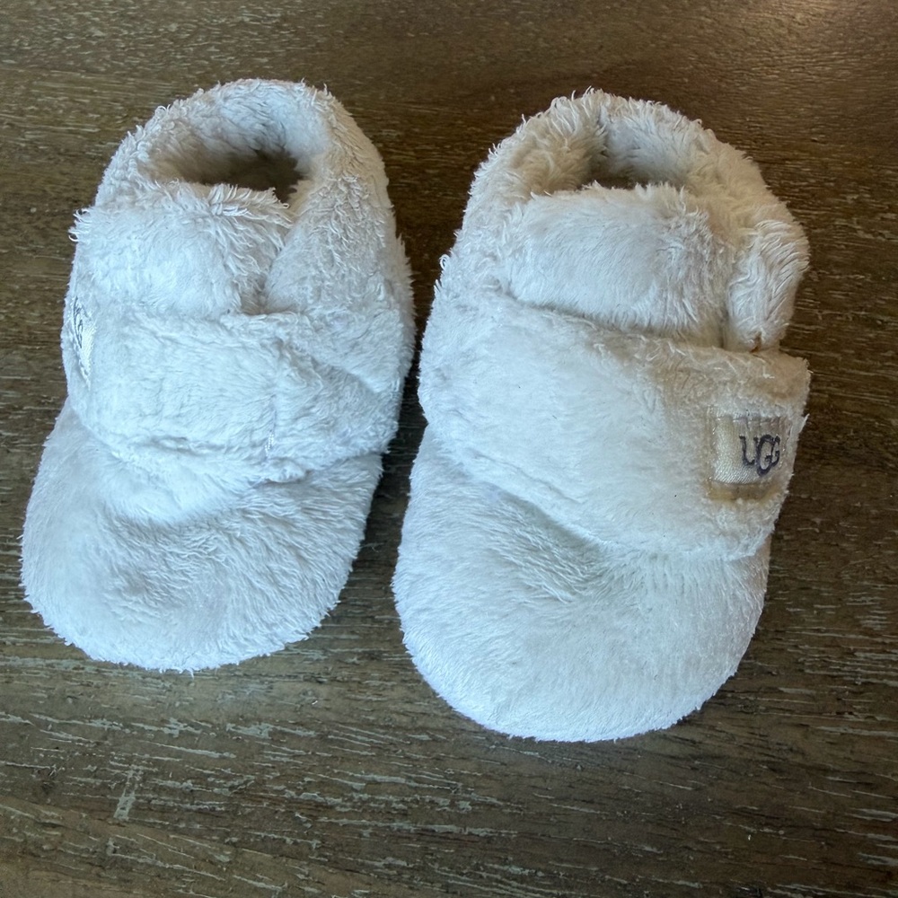 UGG Soft White Kids Slippers